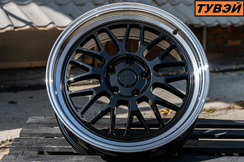 R18 Rays 21A Стиль 8.0J ET35 5*114.3 Черный