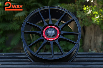 R17 O.Z Ultraleggera Стиль 7.75J ET35 4*100/114.3 Черный