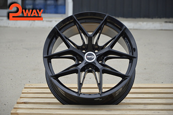 R18 RGW 033 8.0J ET35 5*114.3 Черный