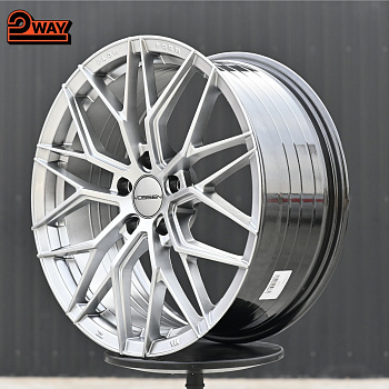 R18 Vossen 3323 Стиль 8.0J ET38 5*112 Серебро